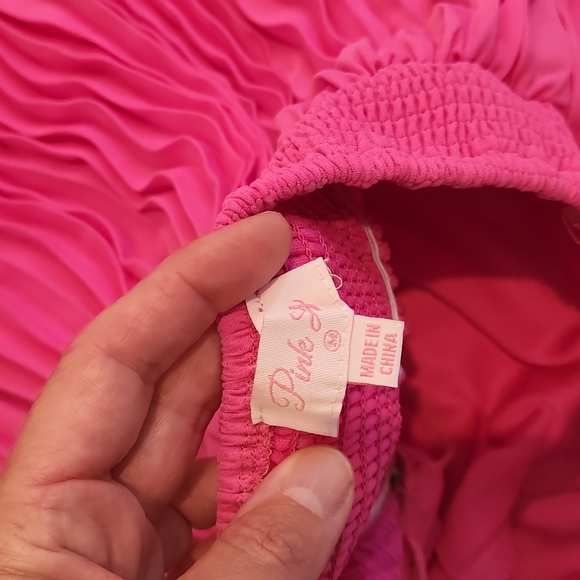 SUNNY GLEAM PINK ACCORDION HALTER MAXI DRESS  - Picture 4 of 4